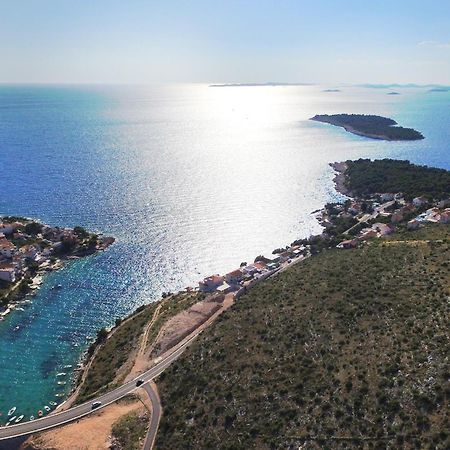Apartments By The Sea Bilo, Primosten - 4191 Kültér fotó