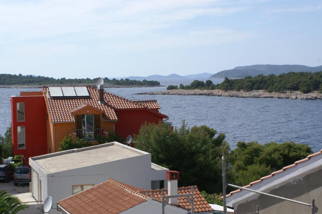 Apartments By The Sea Bilo, Primosten - 4191 Kültér fotó